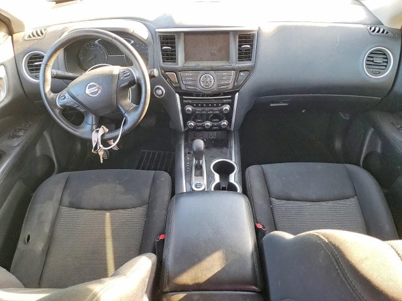 2019 NISSAN PATHFINDER SV 8