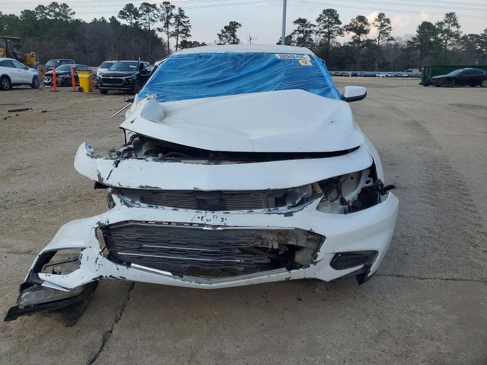 2017 CHEVROLET MALIBU LT 5