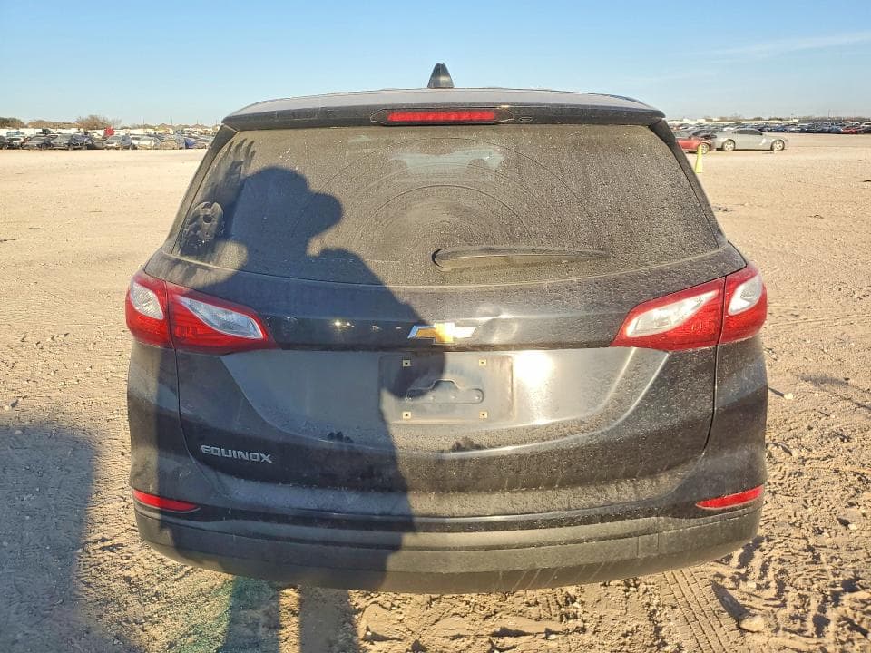 2021 CHEVROLET EQUINOX LS 6