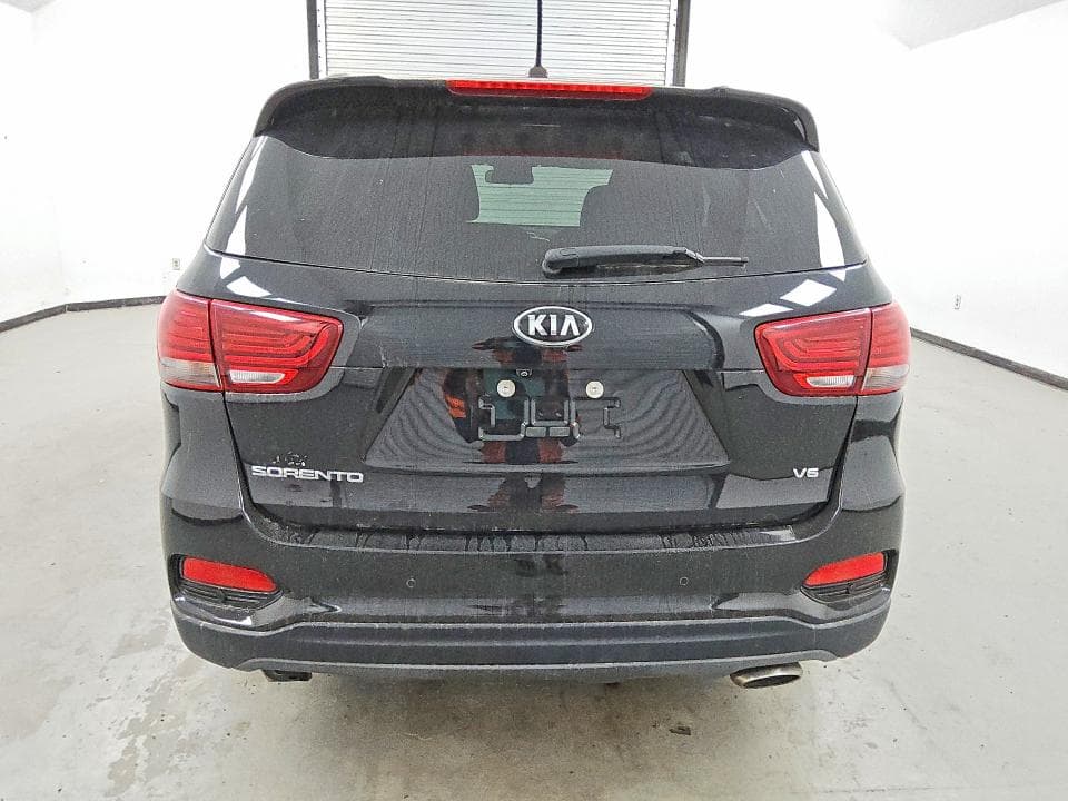 2020 KIA SORENTO S 6