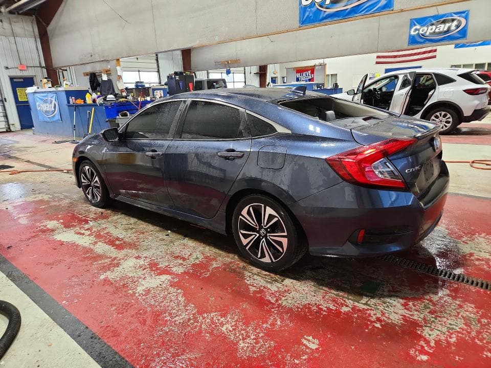 2017 HONDA CIVIC EX 2