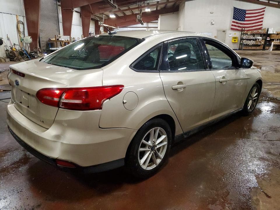 2017 FORD FOCUS SE 3