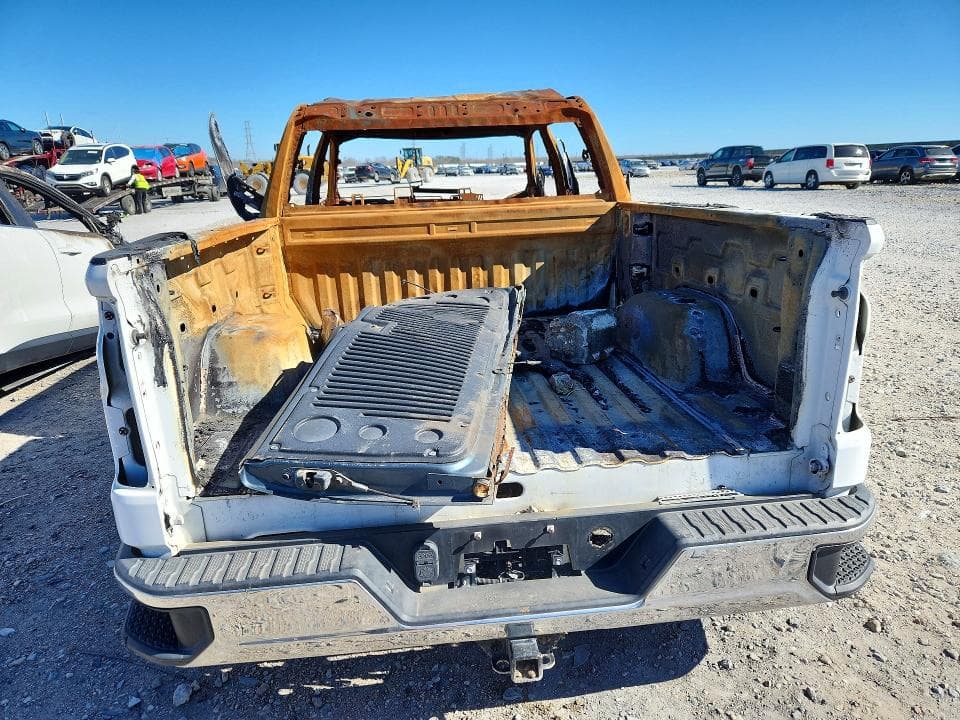 2019 CHEVROLET SILVERADO C1500 LT 6