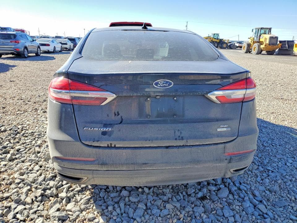 2020 FORD FUSION SE 6