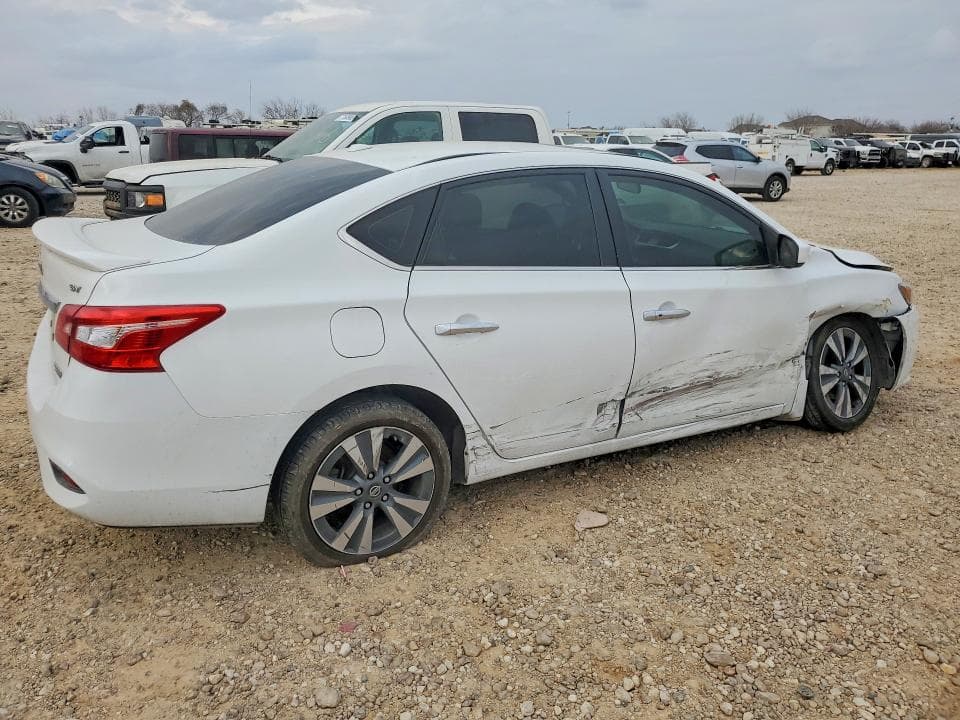 2019 NISSAN SENTRA S 3