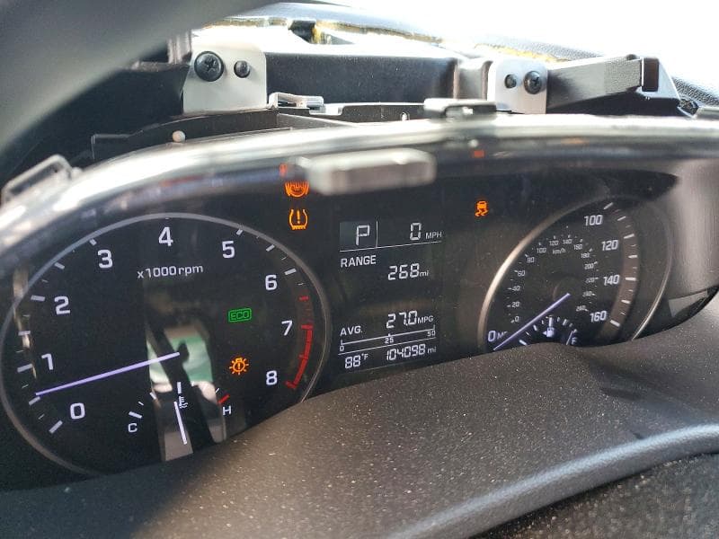 2017 HYUNDAI ELANTRA SE 9