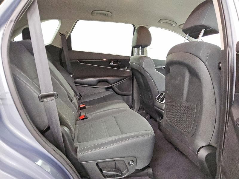 2020 KIA SORENTO S V6 11