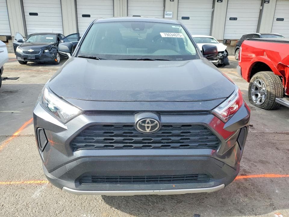 2023 TOYOTA RAV4 LE 5