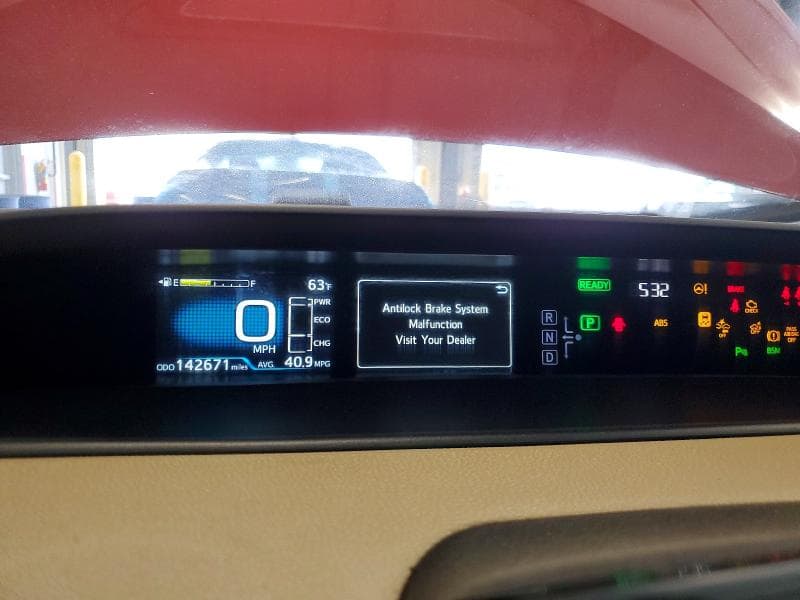 2019 TOYOTA PRIUS 9