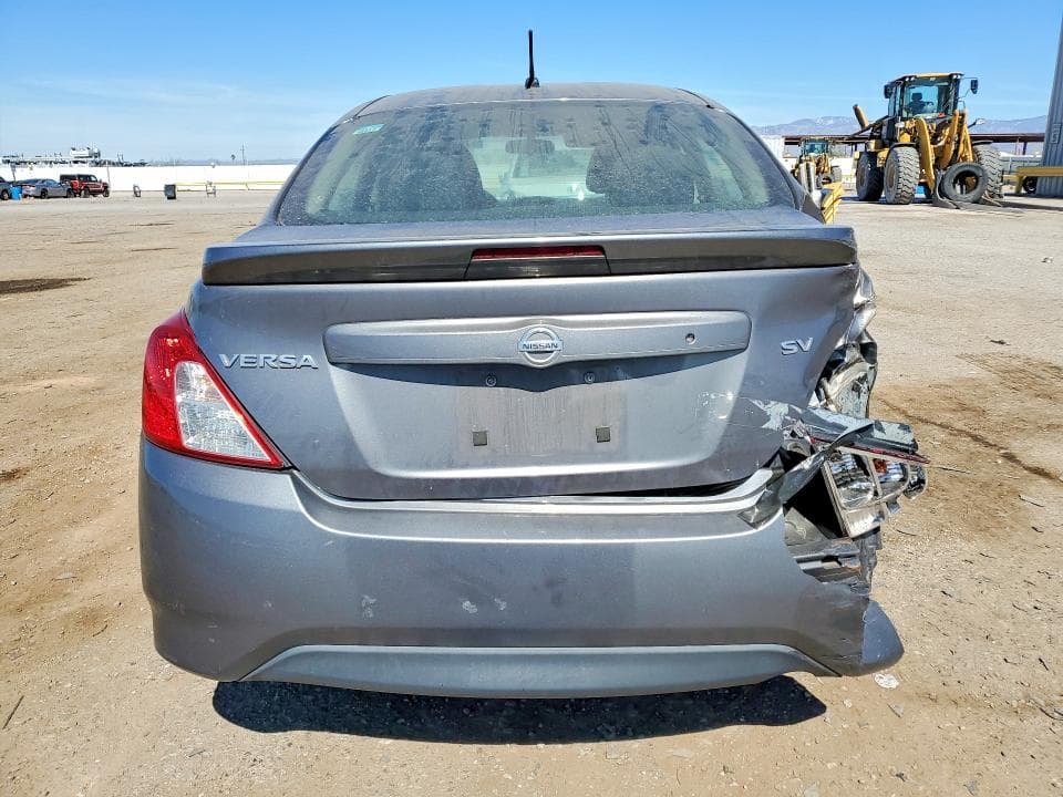 2017 NISSAN VERSA 1.6 SV 6
