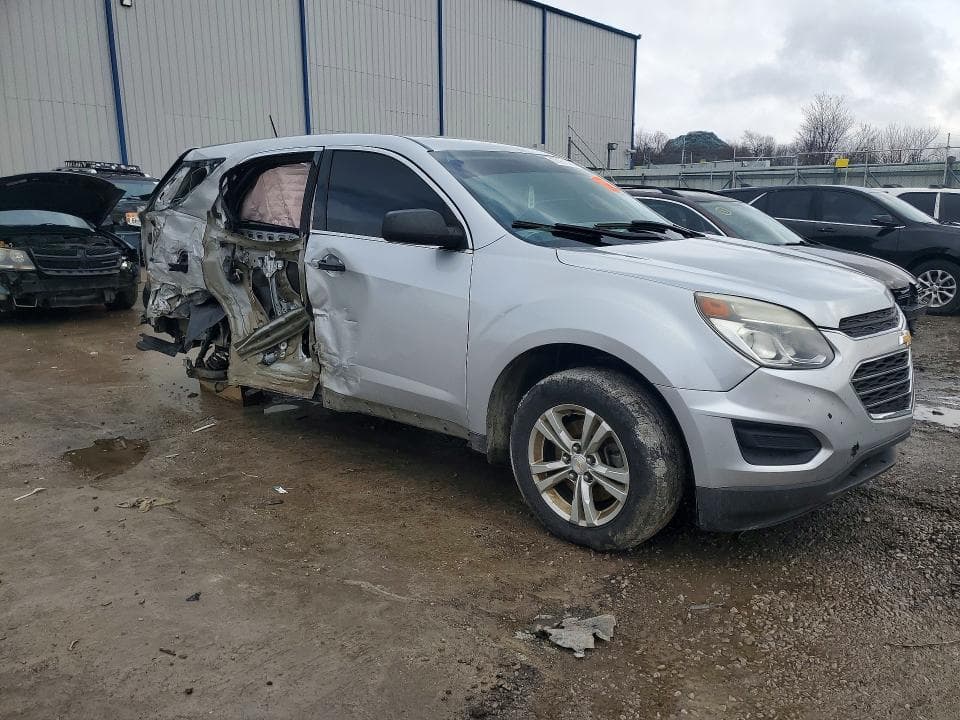 2017 CHEVROLET EQUINOX LS 4