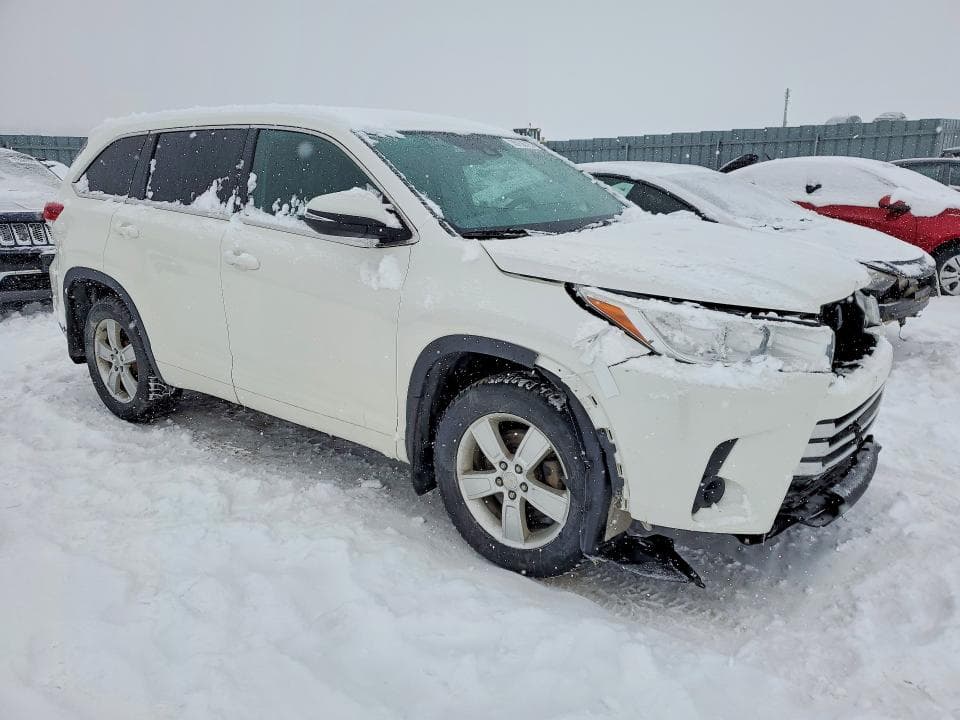 2018 TOYOTA HIGHLANDER LE 4