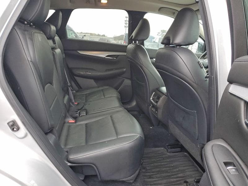 2019 INFINITI QX50 ESSENTIAL 11