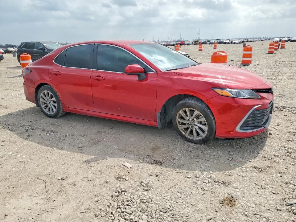 2024 TOYOTA CAMRY LE 4