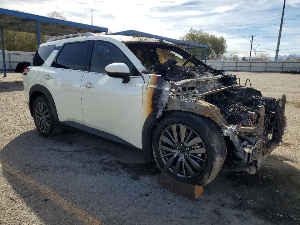 2022 NISSAN PATHFINDER SL 4