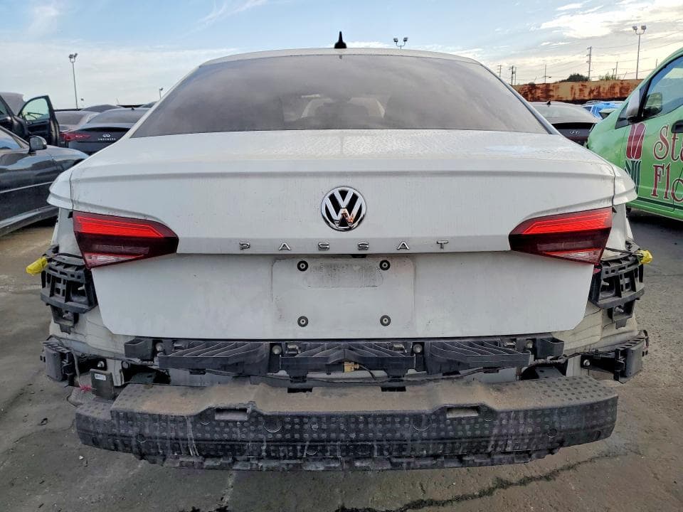 2021 VOLKSWAGEN PASSAT SE 6