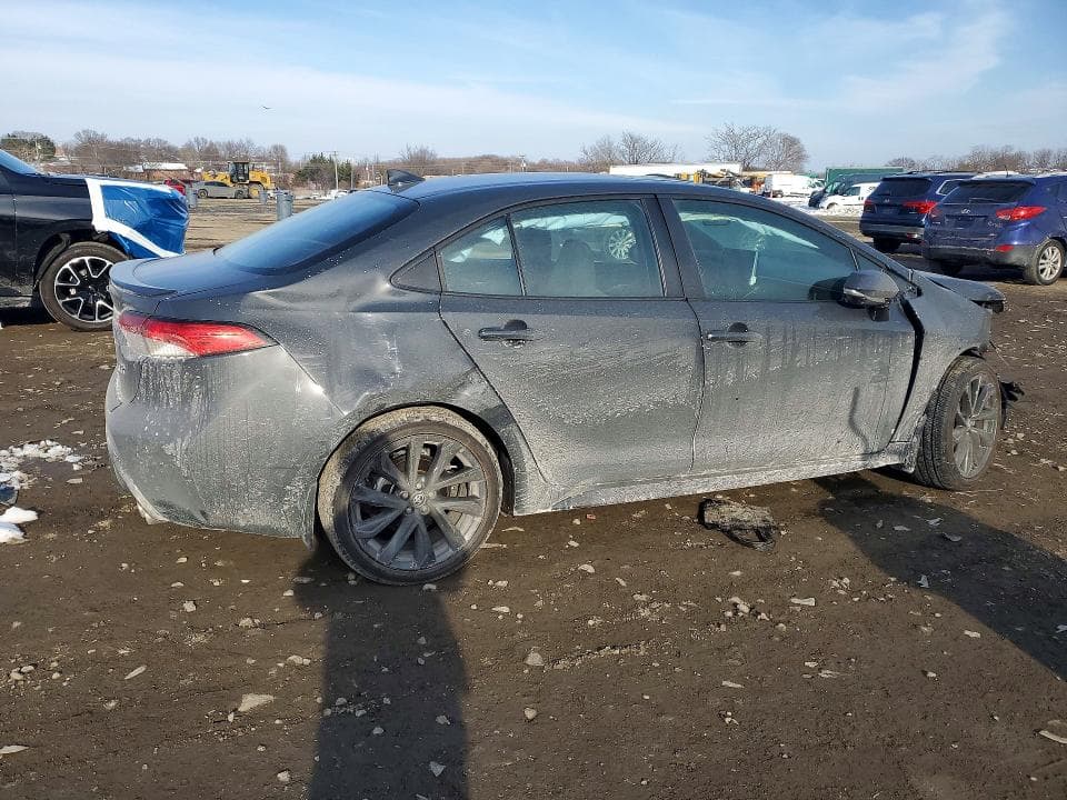 2025 TOYOTA COROLLA SE 3