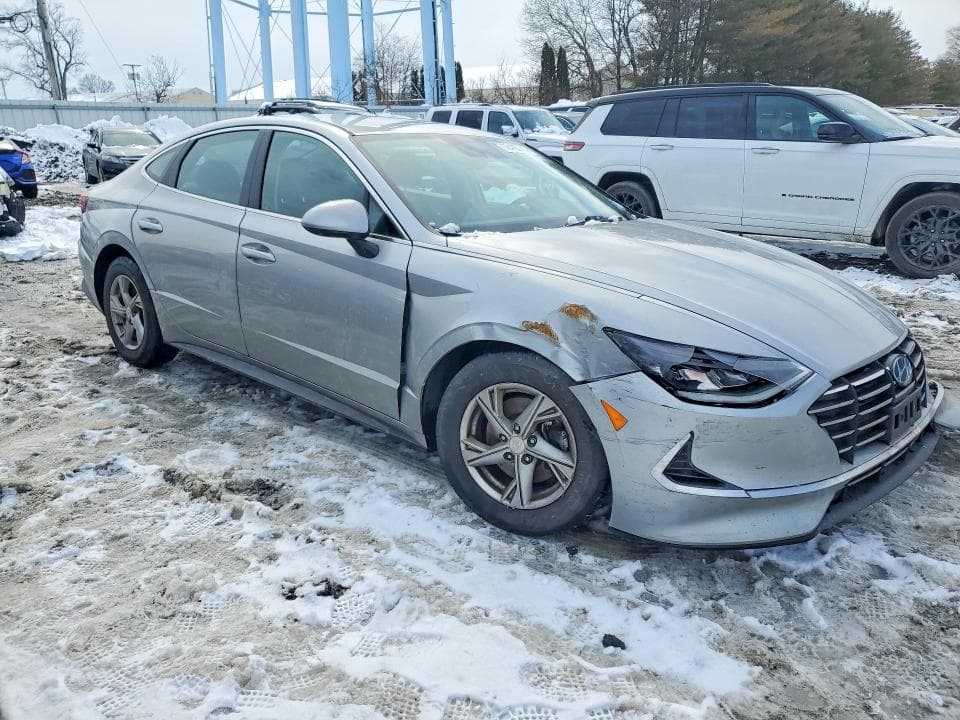 2020 HYUNDAI SONATA SE 4