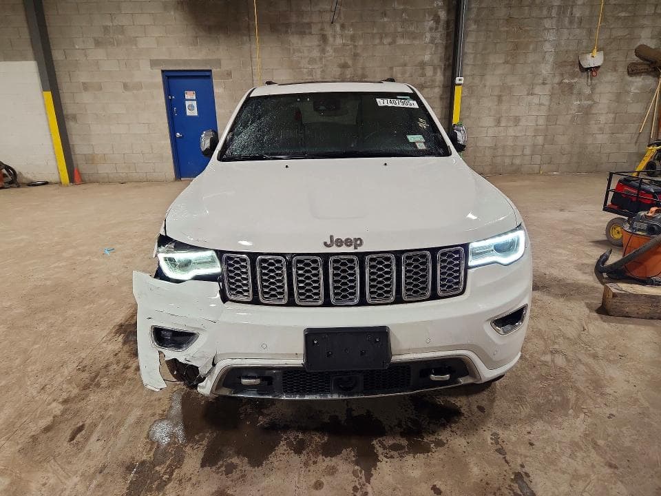 2018 JEEP GRAND CHEROKEE OVERLAND 5