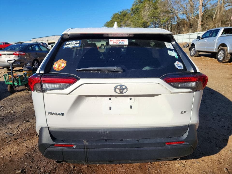 2024 TOYOTA RAV4 LE 6