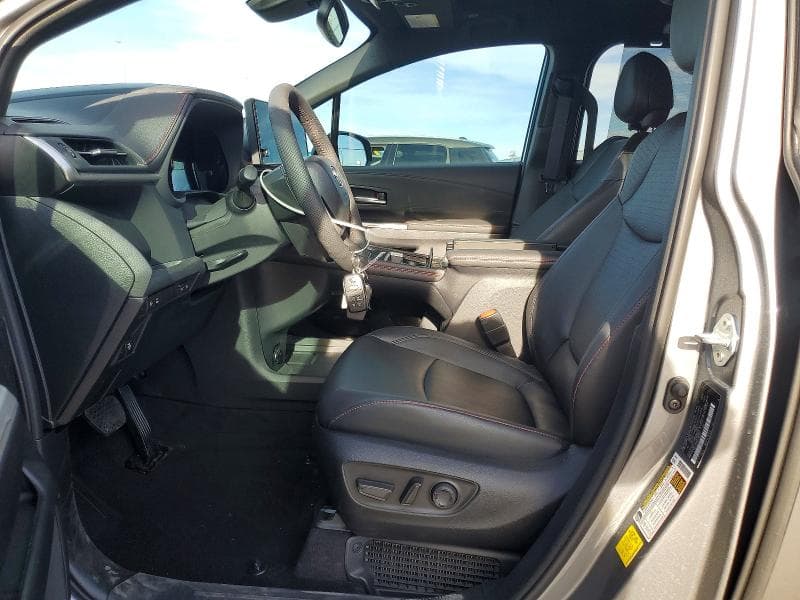 2026 TOYOTA SIENNA XSE 7