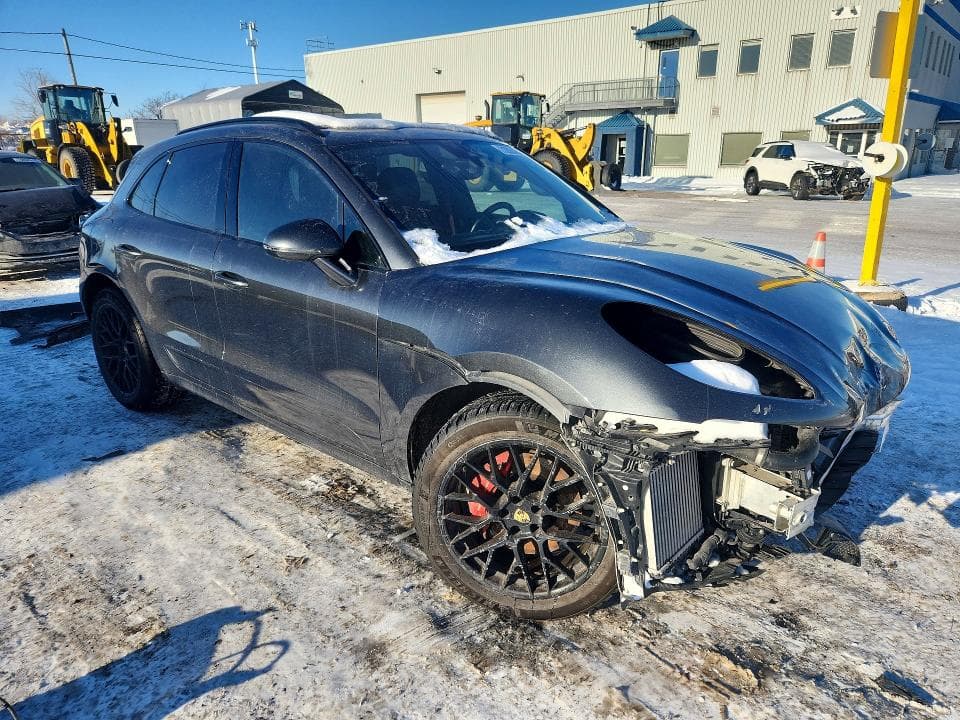 2018 PORSCHE MACAN GTS 4