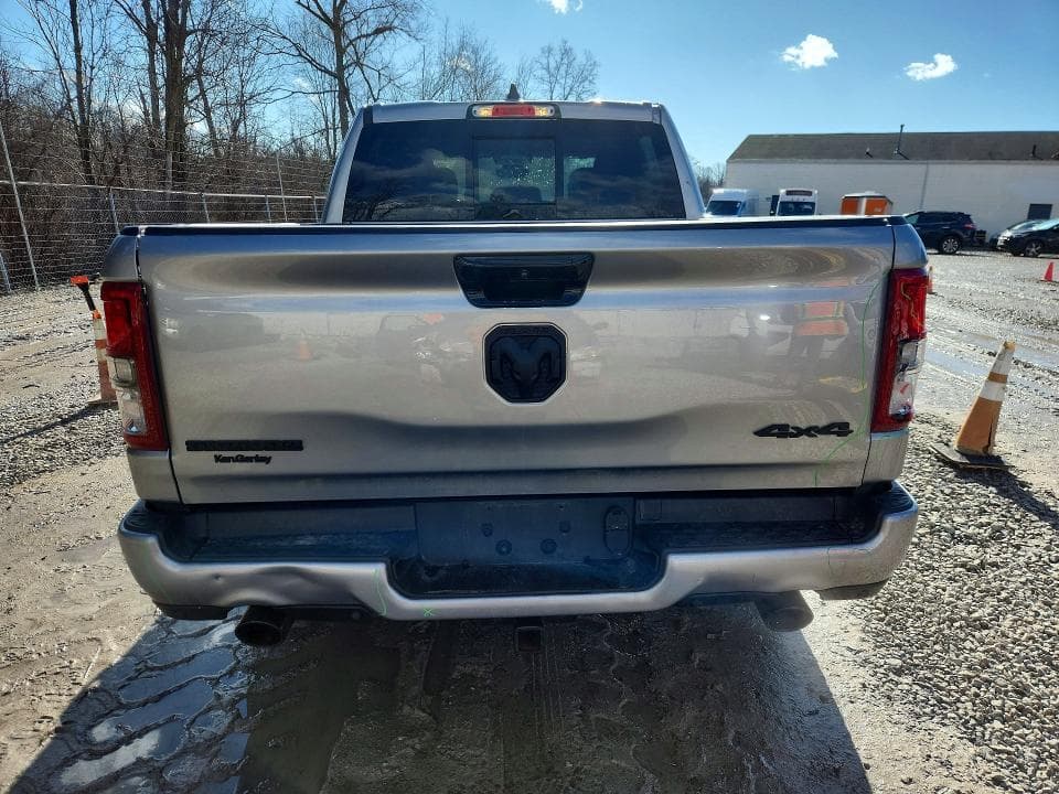 2024 RAM 1500 BIG HORN 6