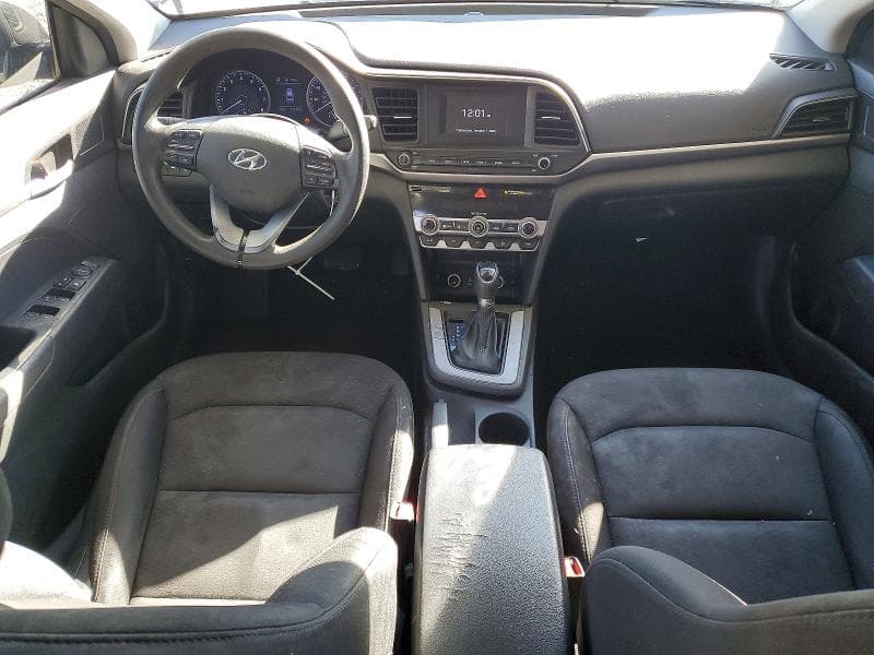 2020 HYUNDAI ELANTRA SE 8