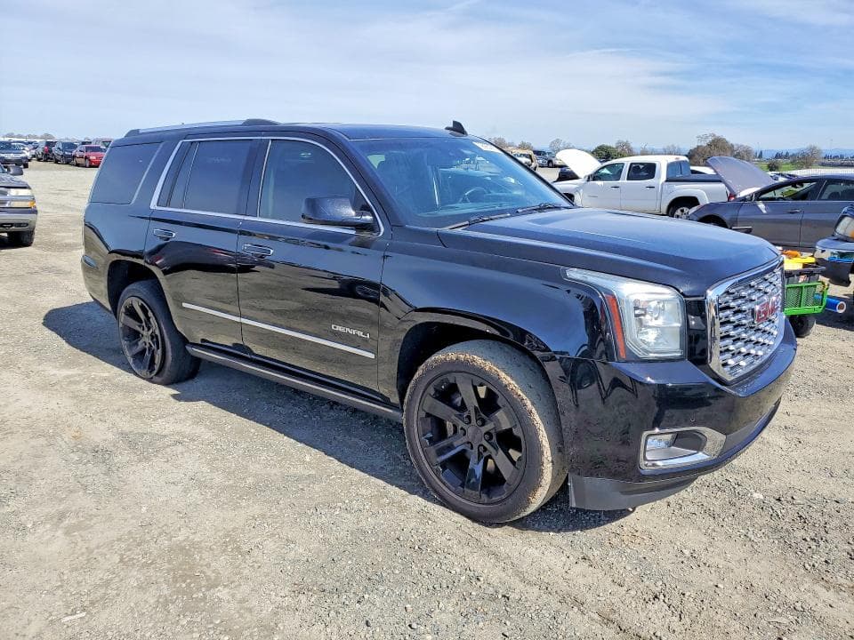 2018 GMC YUKON DENALI 4