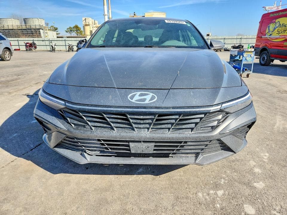 2024 HYUNDAI ELANTRA SEL 5
