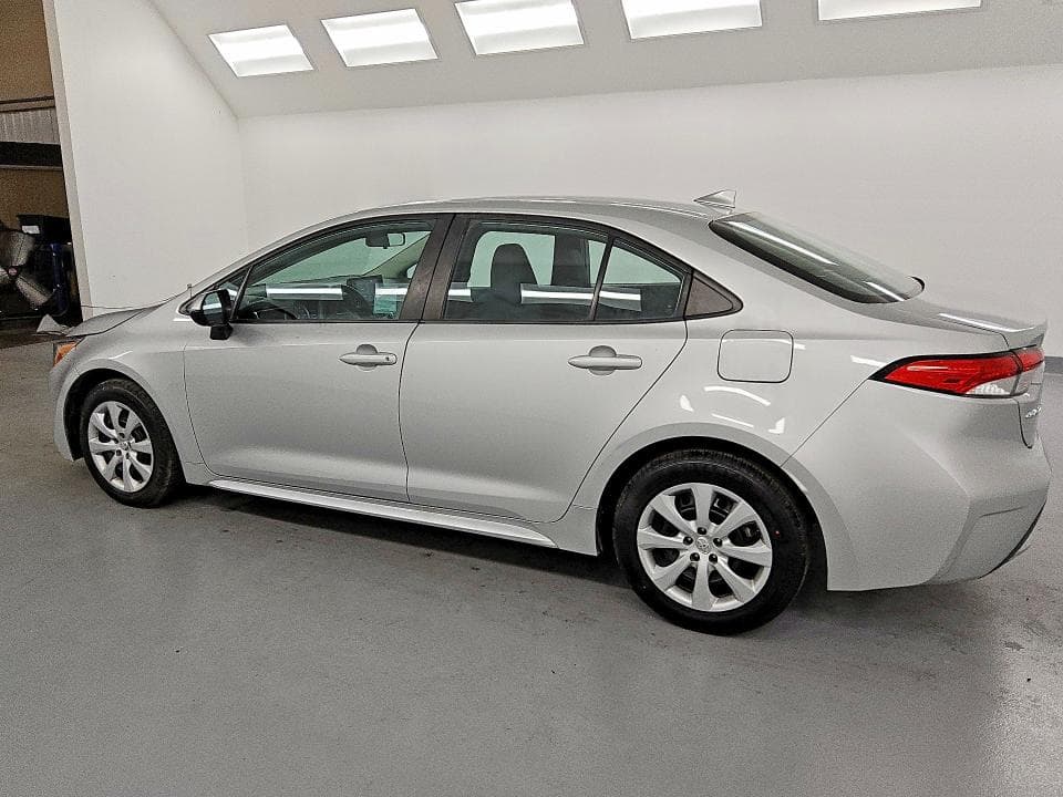 2022 TOYOTA COROLLA LE 2