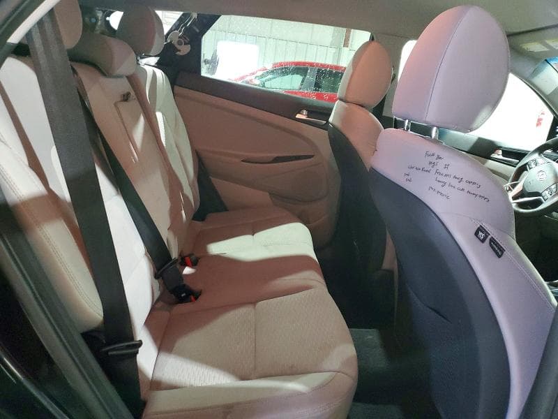 2020 HYUNDAI TUCSON SE 11