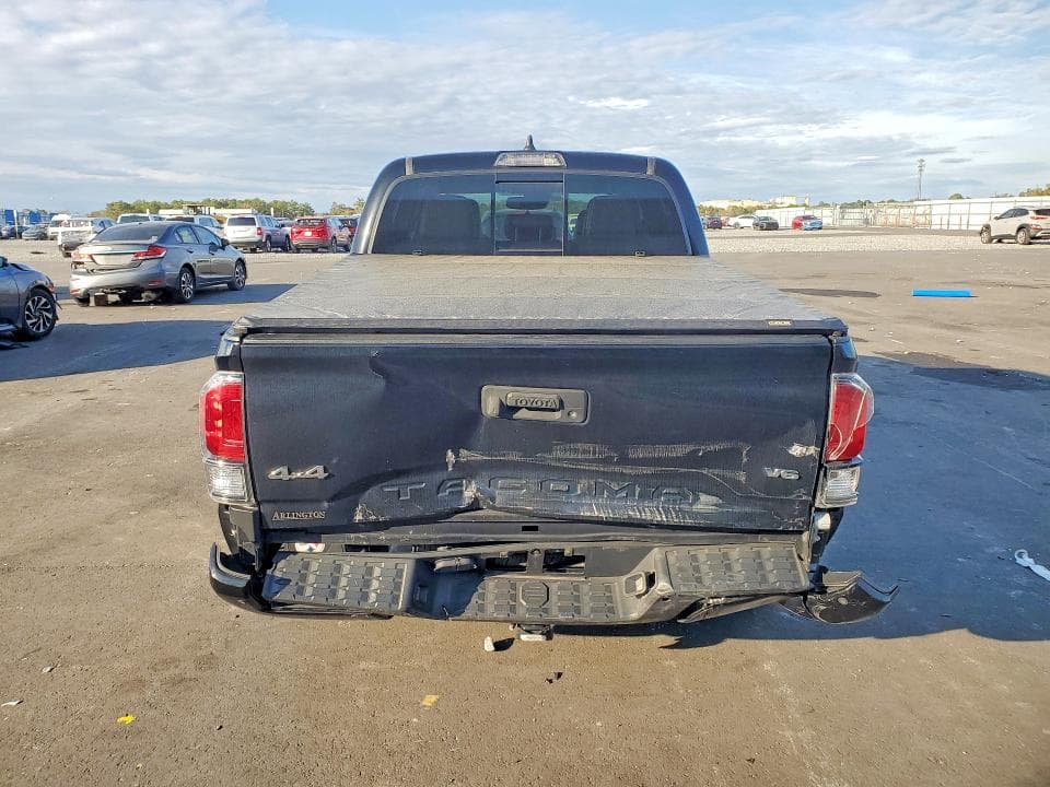 2021 TOYOTA TACOMA LIMITED 6