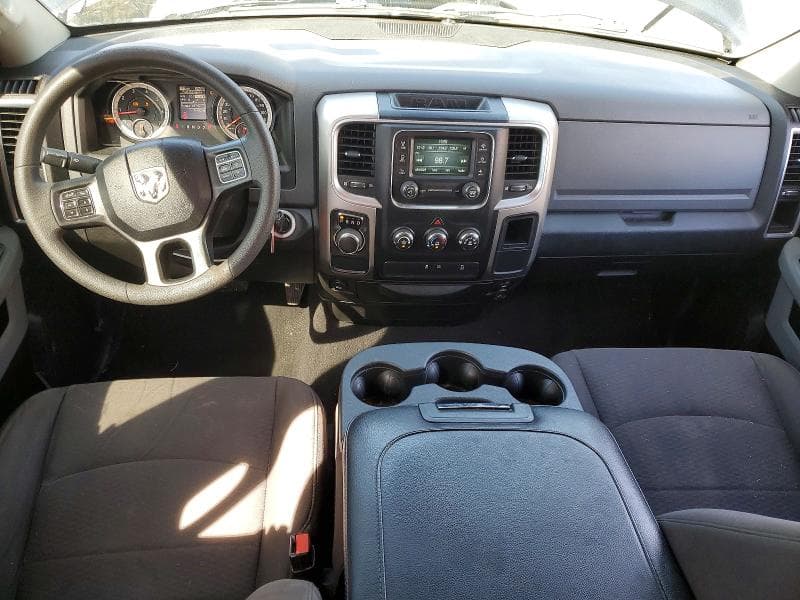 2019 RAM 1500 CLASSIC SLT 8