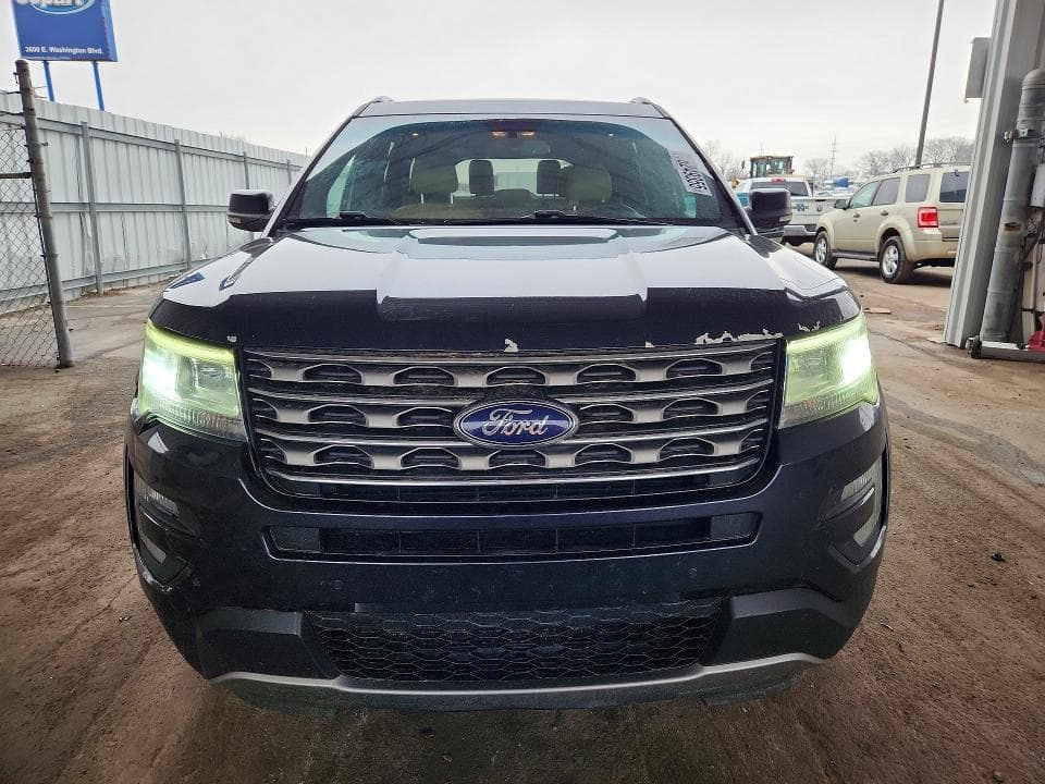 2017 FORD EXPLORER XLT 5