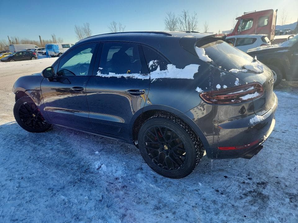 2018 PORSCHE MACAN GTS 2