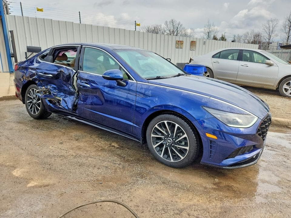2021 HYUNDAI SONATA LIMITED 4