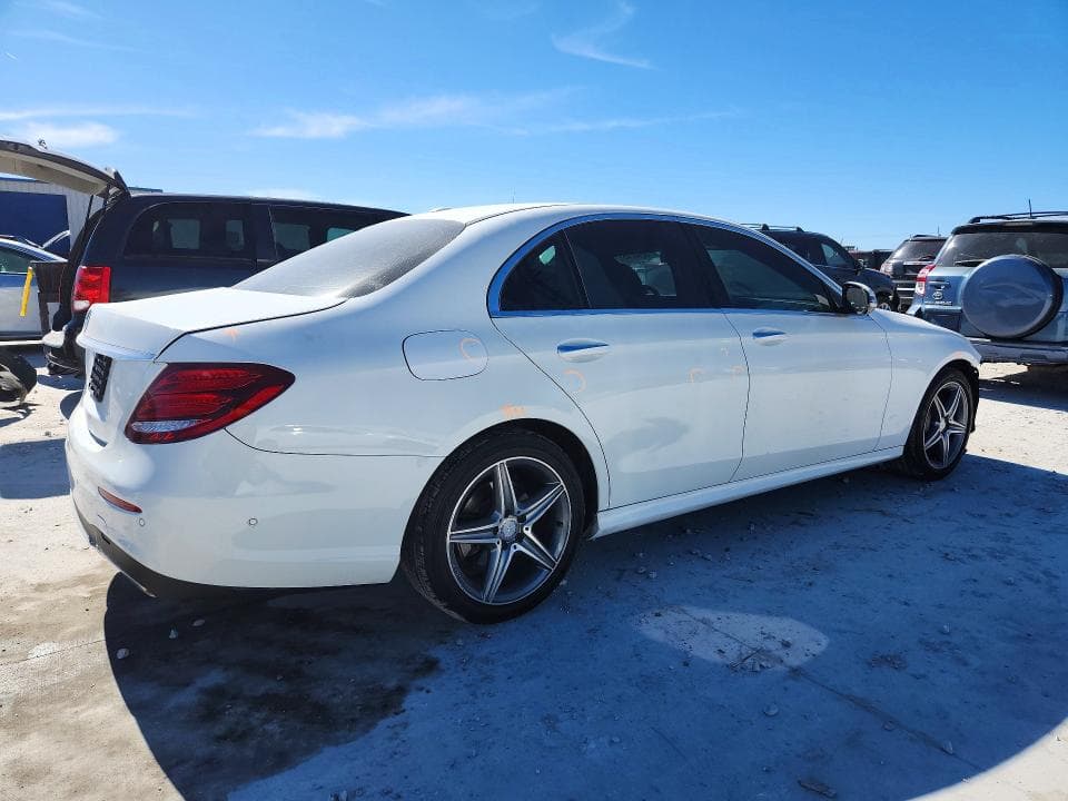2017 MERCEDES-BENZ E 3