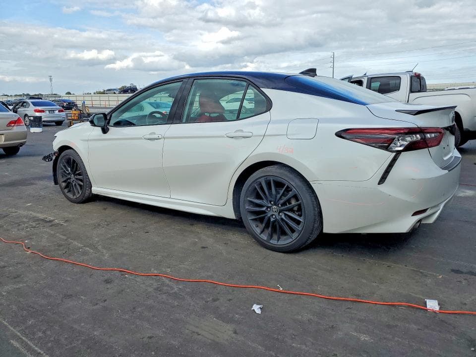 2021 TOYOTA CAMRY XSE V6 2