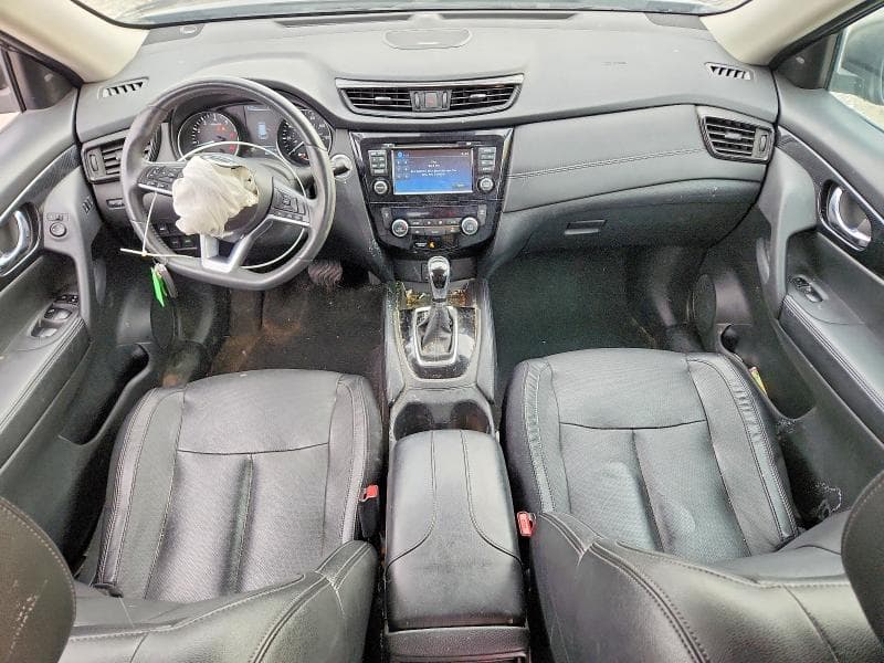 2017 NISSAN ROGUE SV 8
