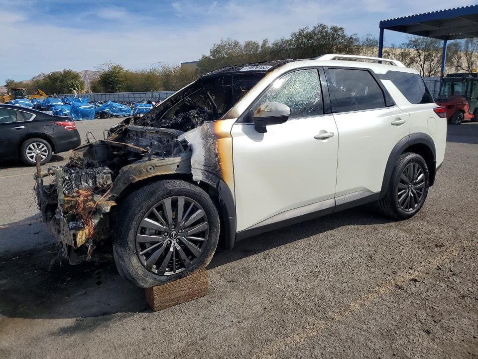 2022 NISSAN PATHFINDER SL - 1