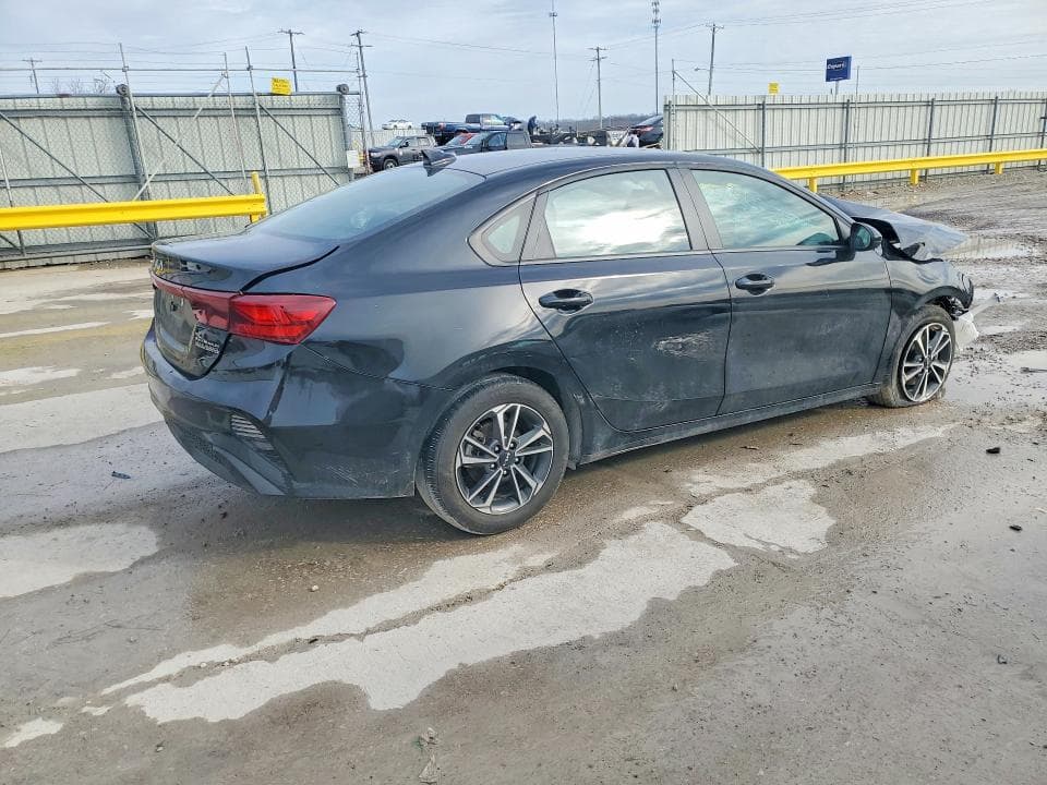 2024 KIA FORTE LXS 3