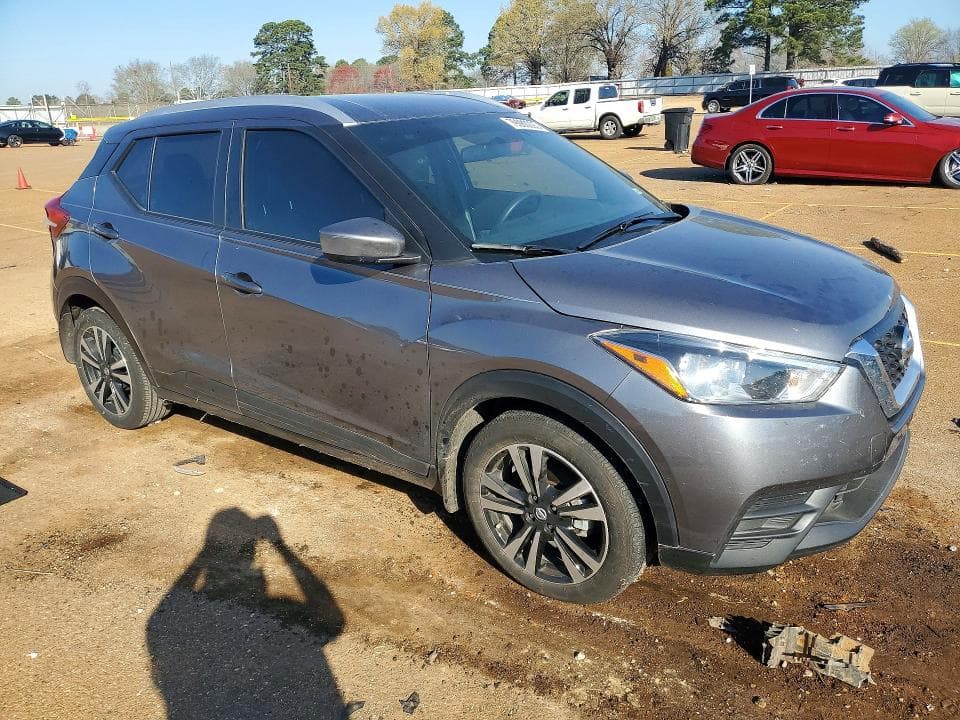2019 NISSAN KICKS SV 4
