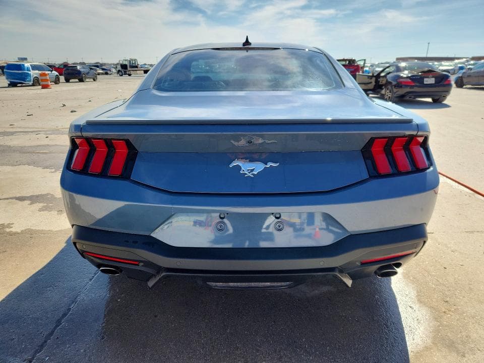 2024 FORD MUSTANG 6