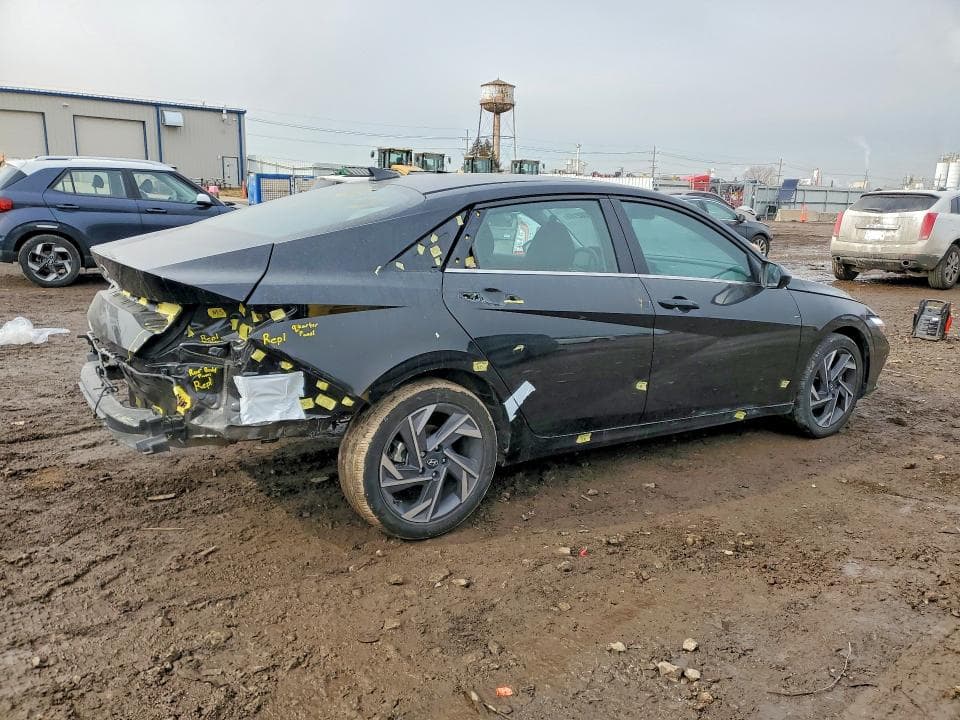 2024 HYUNDAI ELANTRA SEL 3
