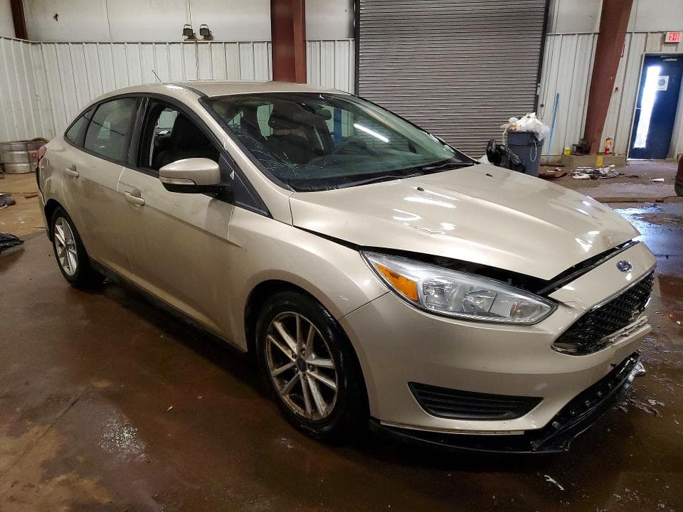 2017 FORD FOCUS SE 4