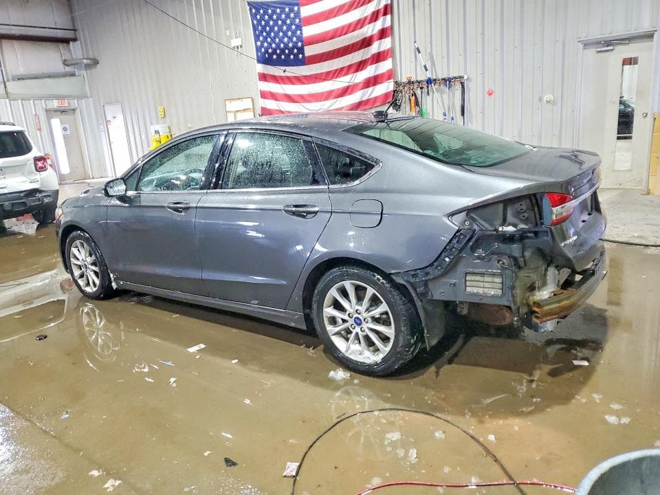 2017 FORD FUSION SE 2