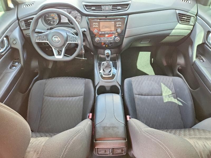 2017 NISSAN ROGUE S 8