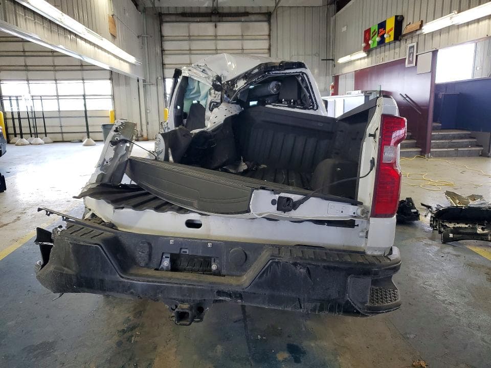 2023 CHEVROLET SILVERADO K1500 6