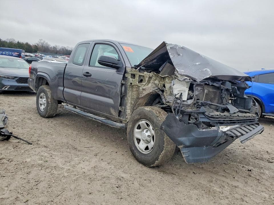 2017 TOYOTA TACOMA SR 4